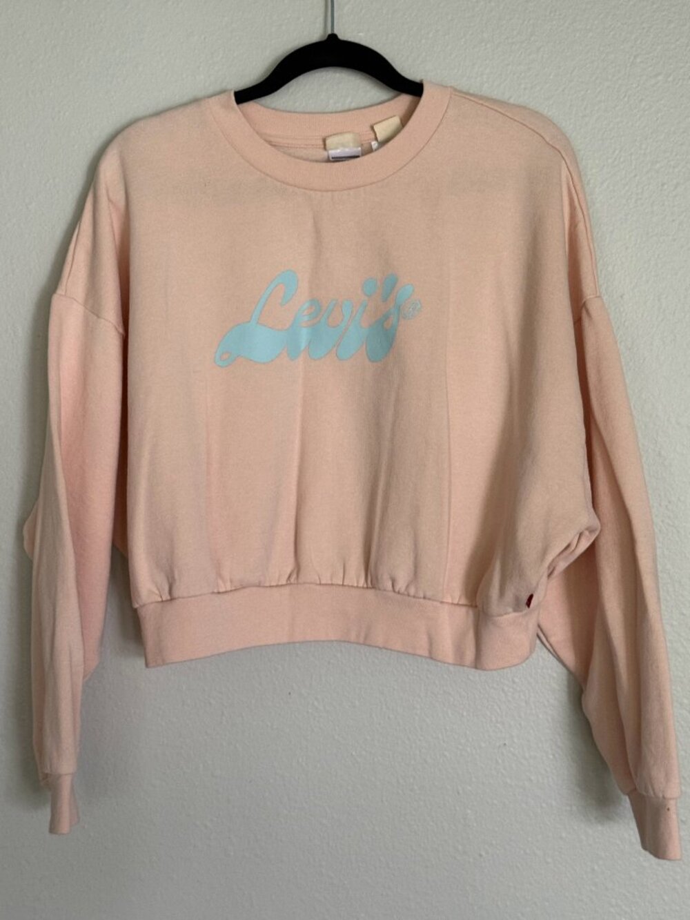 Levi's Peach Cropped Logo Sweater Women's XL